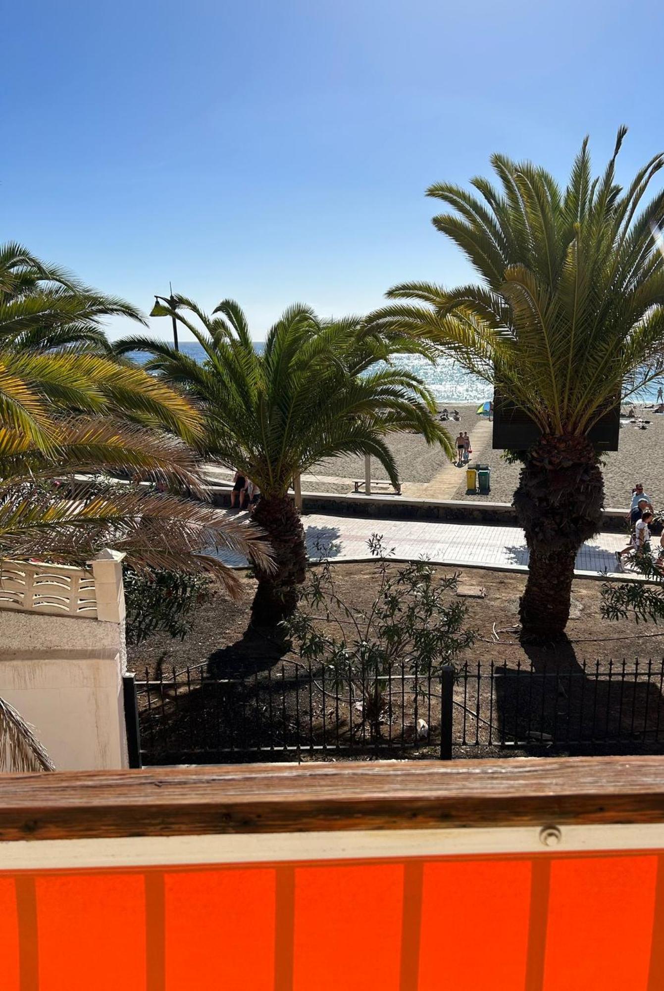 Prime Beachfront Location, Free Parking, Steps To The Sand Los Cristianos  Kültér fotó